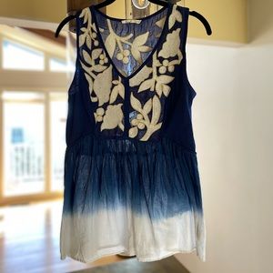 Anthropologie tank top with cool flower details! Statement piece!